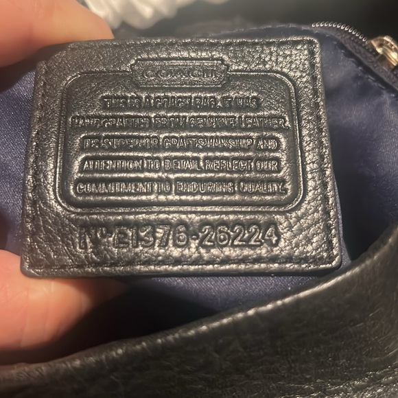 *REDUCED Coach Large Leather 3 compartment Black Purse - Picture 14 of 14